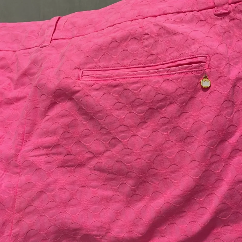 Crown and Ivy Shelby Scalloped Shorts in Pink Rage. Size 12. - Picture 4 of 4